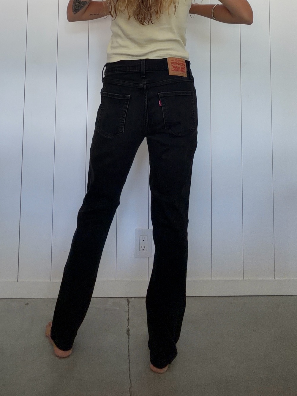 LEVI’S JEANS - Picture 3 of 3